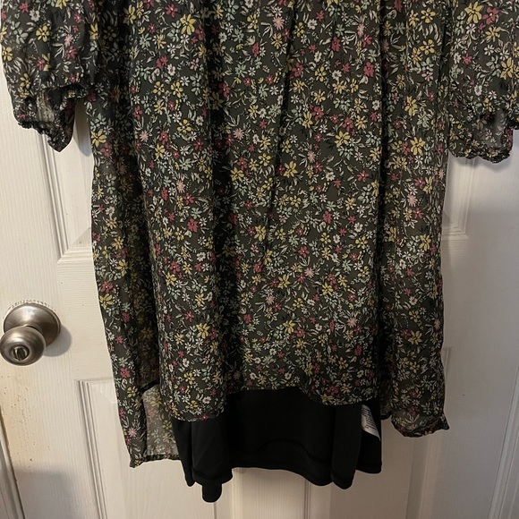 GREY FLORAL WILD FABLE DRESS - Picture 4 of 8